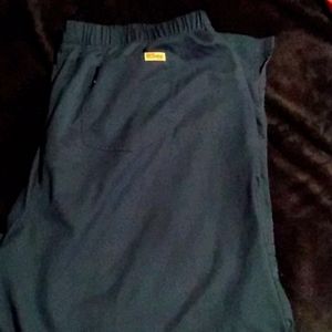 Dark blue Greys anatomy scrubs